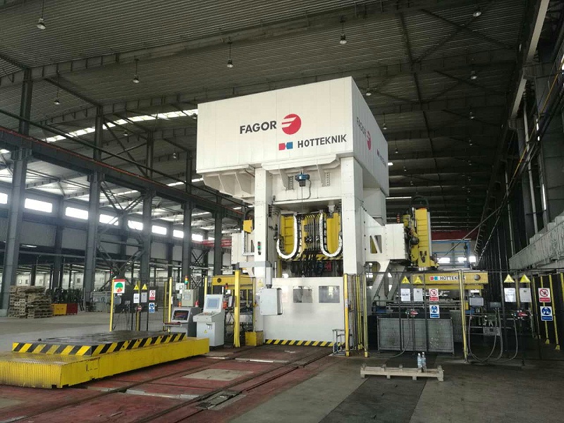 FAGOR壓機熱成型線