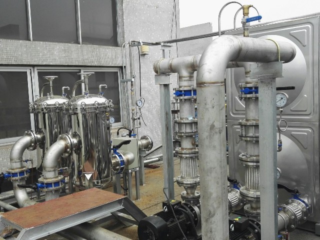 萬豐-模具冷卻水恒壓恒溫系統